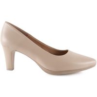 chamby zapatos de tacon zapatos salones de piel beige by para mujer