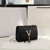 bolso de hombro cuadrado clasico para mujer bolso de cadena con detalle acolchado bolso versatil con decoracion de borla