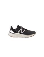 zapatillas de running new balance fresh foam arishi v4 negro muje