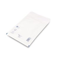 bubble lined envelopes size 4 180x265mm white 100 pack