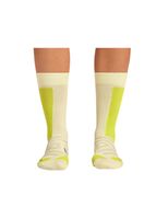 calcetines de running on performance high sock mujer seedling  k