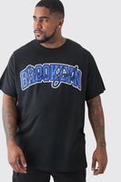 camiseta plus con estampado de brooklyn negro