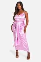 vestido plus maxi de raso premium fruncido drapeado con escote plisado pink