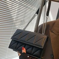 bolso de hombro acolchado de moda bolso de cadena para mujer bolso cuadrado minimalista con solapa