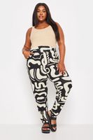 yours pantalon blanco y negro estampado abstracto mujer curvy y tallas grandes yours