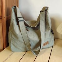 gran bolso bandolera de nylon bolso tote duradero y ligero bolso de hombro de color solido de moda perfecto para el trabajo la escuela y los viajes estilo deportivo