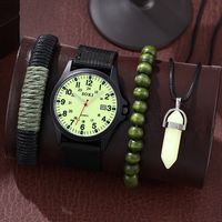 4pcsset conjunto de reloj de cuarzo con correa de nylon deportiva con esfera luminosa para hombres y calendario pulsera y collar luminoso eleccion ideal para regalos