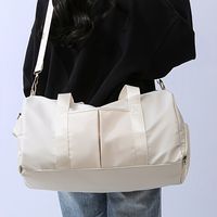 bolso cruzado de un solo hombro bolso de fitness bolsa de almacenamiento ligera de gran capacidad para ropa deportiva bolso de equipaje para salidas cortas de mujeres