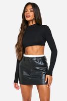 minifalda estilo boxer de cuero sintetico con cintura elastica negro