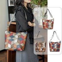 bolso de hombro pintado de estilo etnico y colorido con patron geometrico bolso de cubo de pu vintage para mujeres