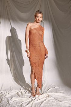 Vestido Maxi De Punto Transparente Asimétrico Con Espalda Abierta, Naranja