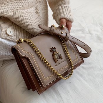 Bolso De Hombro Con Cadena Para Mujer, Decorado Con Abejas Vintage, Solapa Con Adornos De Remaches, Estilo Cuadrado