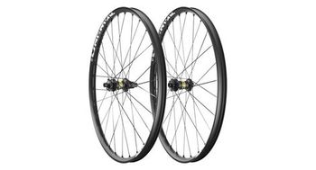 Juego de ruedas mavic e deemax s 27 5     boost 15x110   12x148 mm   centerlock   2024