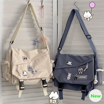 Bolso mensajero decorado con alfileres Kawaii, bolso cruzado con hebilla de liberación decorativa, bolso escolar de gran capacidad