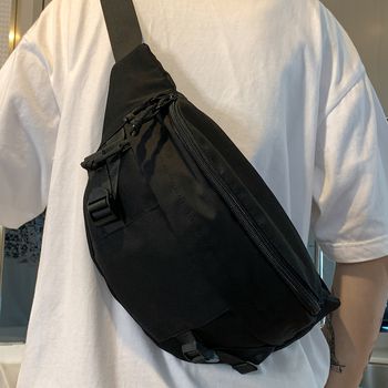 1pc Bolso de pecho exquisito versátil de moda callejera diaria de color sólido para hombres